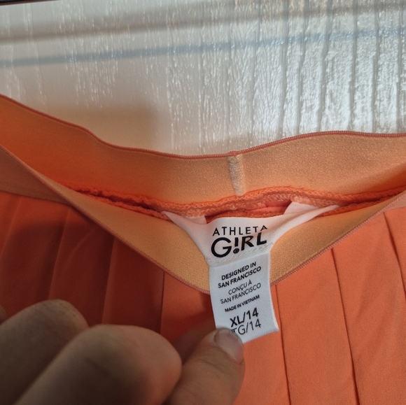 752 Athleta girl Vibrant Orange Mini Skirt - Picture 3 of 3